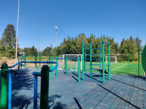 Новая спортивная площадка появилась в деревне Великолукского района