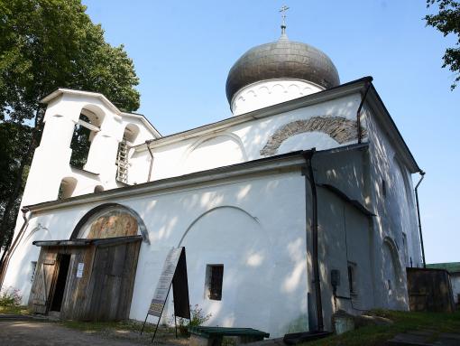 В Спасо-Преображенском соборе Мирожского монастыря планируют возобновить богослужения