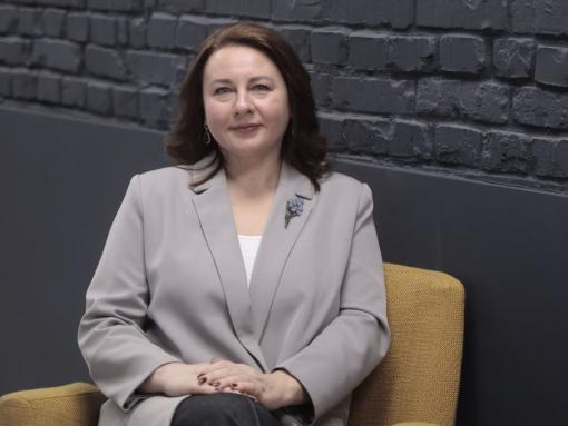Елена Полонская открыла запись на сопровождение переселенцев в Псковской области