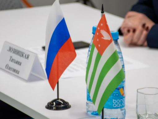 Делегация Абхазии познакомилась с достопримечательностями Псковской области