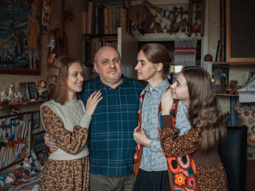 Семья художников из Острова поборется за «Народное признание»