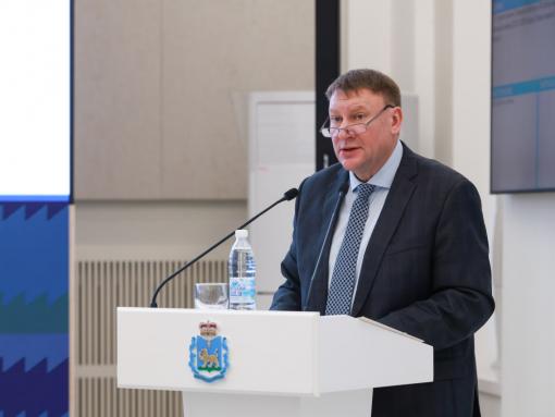 Александр Братчиков: В бюджете региона на 2026 год учтены все социальные задачи