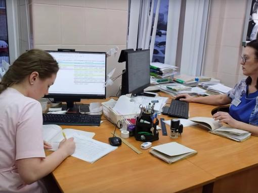 Травматолог-ортопед Елена Кучеренко и её дочь номинированы на премию «Народное признание»