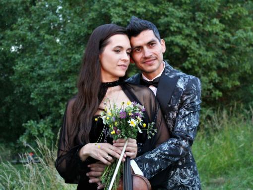 Семья профессиональных скрипачей из Красногородского района выдвинута на «Народное признание»