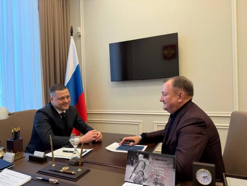 Губернатор Михаил Ведерников поблагодарил сенатора Михаила Борщёва за поддержку переселенцев