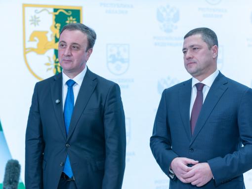 Премьер-министр Абхазии поздравил Михаила Ведерникова с днём рождения