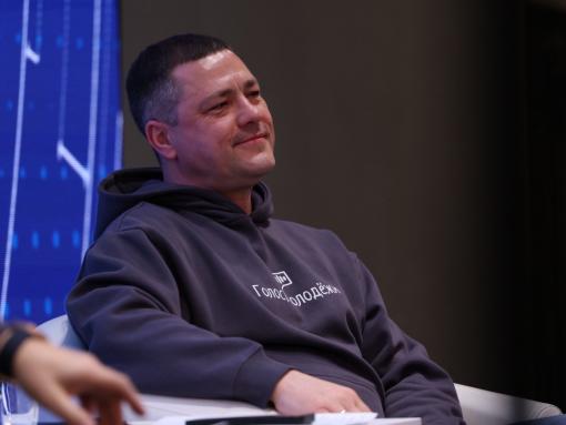 Сочетать гаджеты и занятия спортом порекомендовал молодёжи псковский губернатор