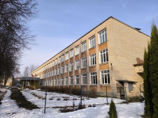 Локнянскую школу до конца года отремонтируют по нацпроекту