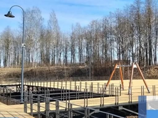 На берегу реки в Гдове оборудовано новое пространство для отдыха
