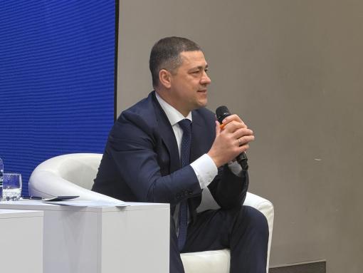 Михаил Ведерников: ИИ не заменит человека из-за отсутствия позиции и критического мышления