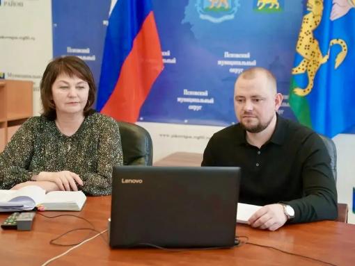 Участник программы «Герои земли Псковской» проходит стажировку в администрации Псковского округа