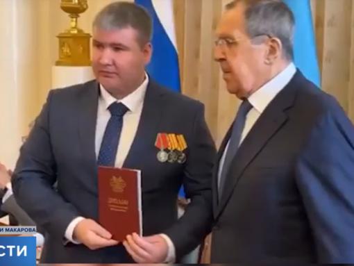 Диплом из рук Лаврова: как ветеран СВО из Пскова обрёл новый смысл жизни