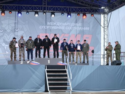 Проигравших здесь нет: на «Времени героев» наградили победителей соревнований «Стальной характер»