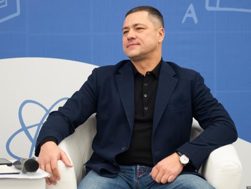 Михаил Ведерников: Благодаря Минздраву мы модернизируем первичное звено и создаём комфортные условия для получения медпомощи
