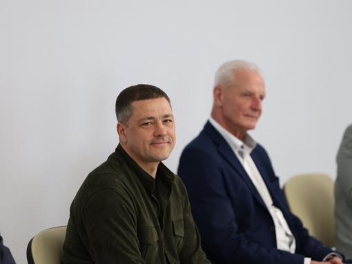 Михаил Ведерников встретился с членами совета ТОС в Псковской области