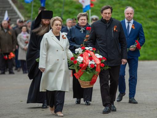 Память павших героев Великой Отечественной войны почтили в Великих Луках