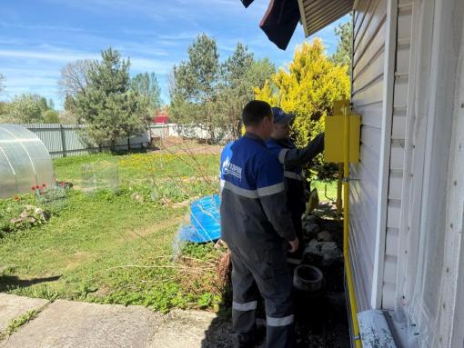 Первые дома подключили к газу в островской деревне Рядобжа