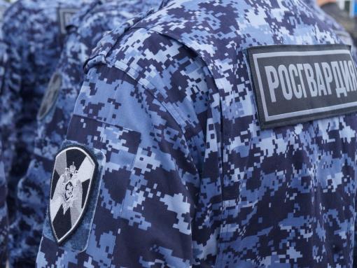 Ночная кража на 38 тысяч: в Пскове задержали мужчину и женщину