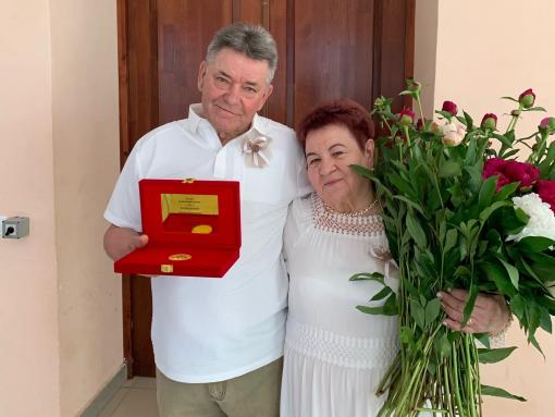 Рука об руку уже 50 лет: в Печорах чествовали золотых юбиляров