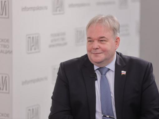 Депутат Сергей Литвиненко – о бюджете, помощи бойцам и кадрах в детской больнице
