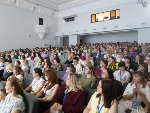 Порядка 200 учителей русского языка и литературы стали участниками форума в Пскове