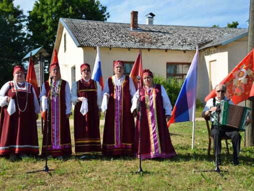 Песней дойти до сердца: ансамблю «Рябинушка» исполняется 55 лет