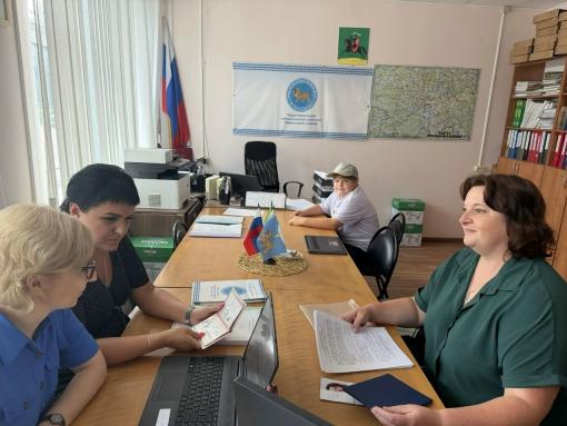 Дарья Козьякова подала документы для участия в выборах в Заксобрание Псковской области