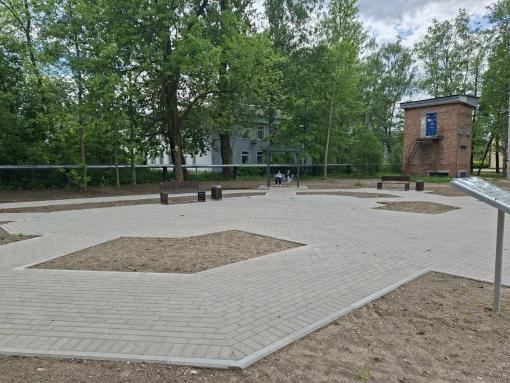 Участок центрального парка благоустроили в Бежаницах