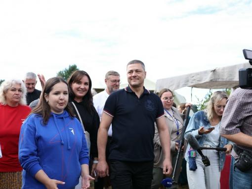 Михаил Ведерников посетил фестивали «Самолва 1242» и «Дружина первых» в Гдовском районе