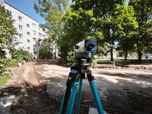 Около десятка дворов отремонтируют в Великих Луках до конца октября