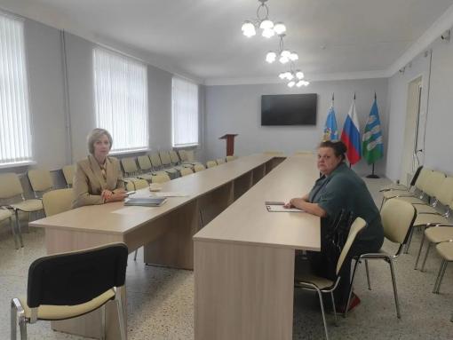 Приём граждан по вопросам оказания бесплатной юридической помощи прошёл в Новоржеве