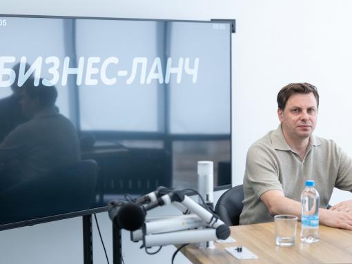 Вкус воды, конкуренция и господдержка: руководитель «Водакома» – в эфире «Бизнес-ланча»
