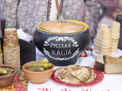 Кашу из топора сварят на фестивале в Псковской области