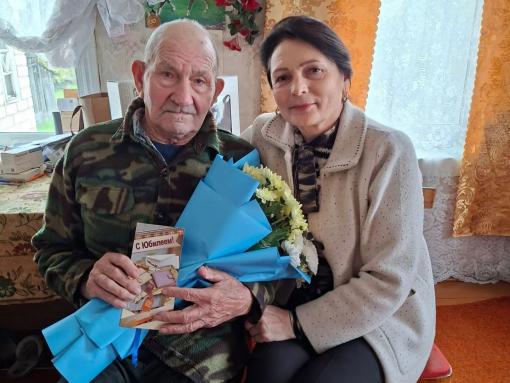 «Здоровья и бодрости духа!»: 90 лет исполнилось жителю деревни Красногородского района
