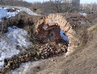 Комитет по культуре не допустил строительства в Великолукской крепости спортивного комплекса
