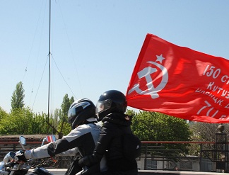 Международный мотопробег в память о Победе впервые стартует в Пскове (ЗВУК)